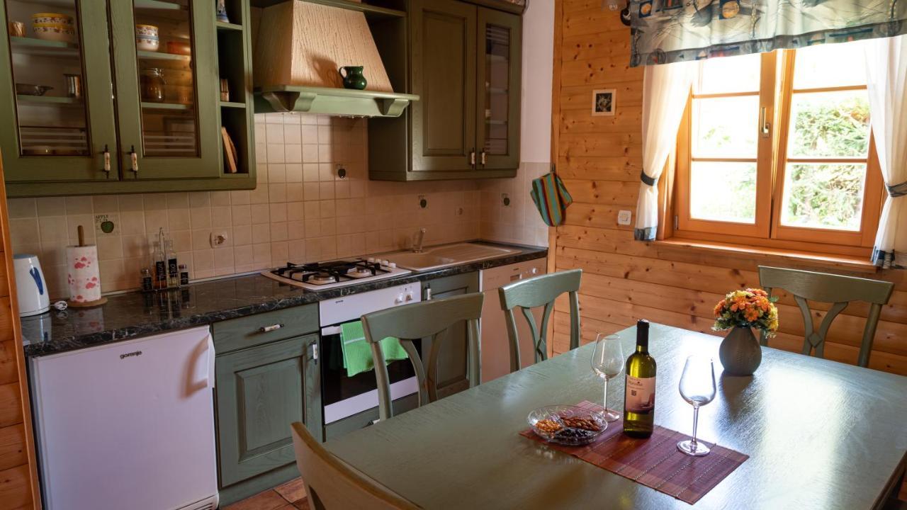 צרני לוג Chalets Runolist מראה חיצוני תמונה