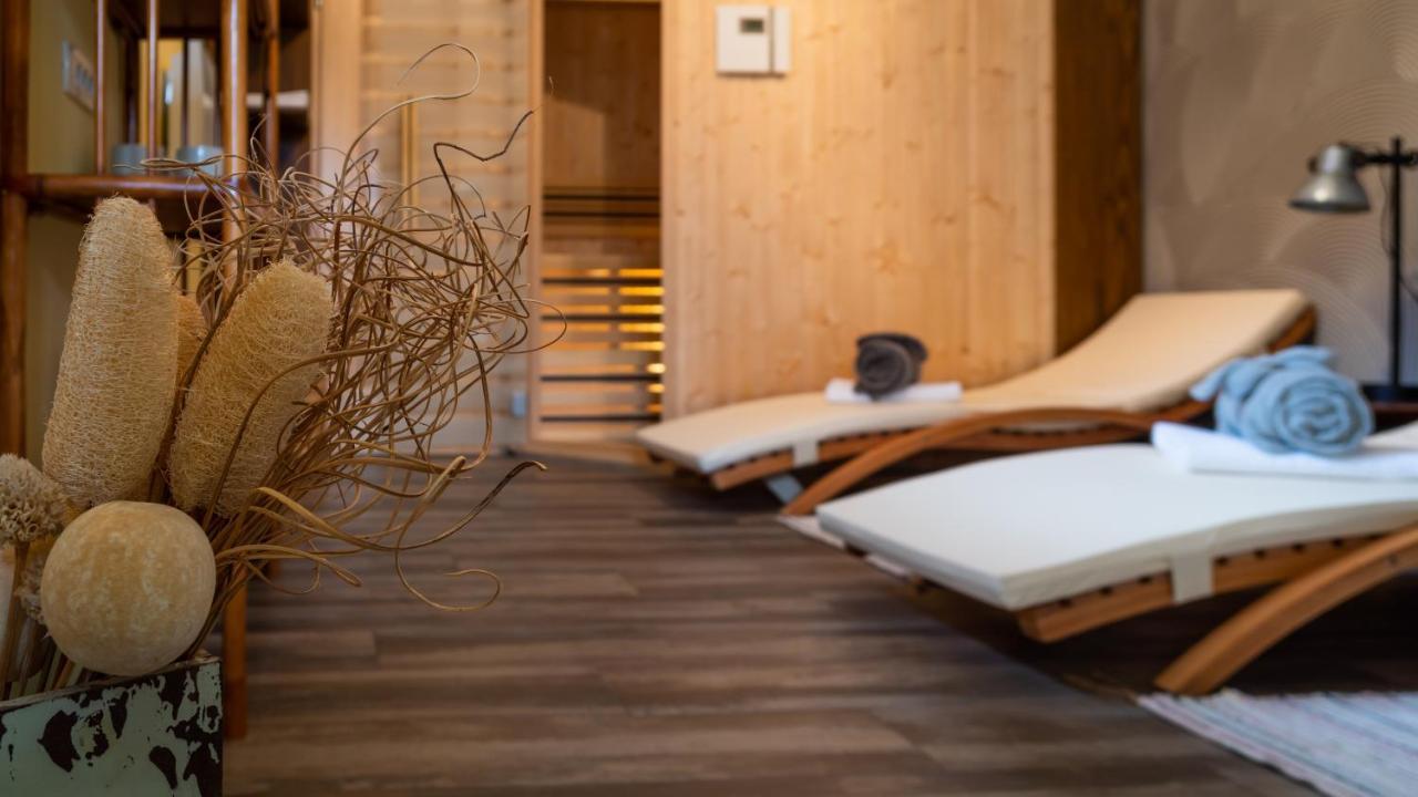 צרני לוג Chalets Runolist מראה חיצוני תמונה