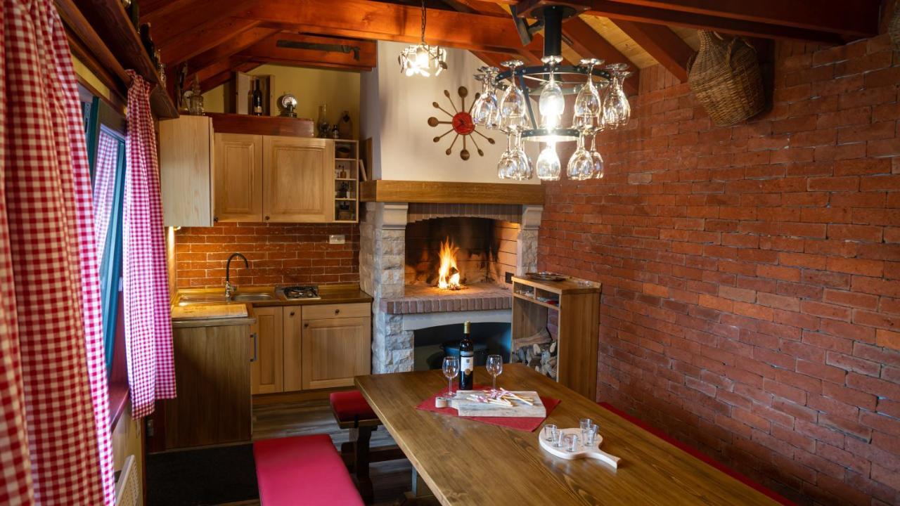 צרני לוג Chalets Runolist מראה חיצוני תמונה