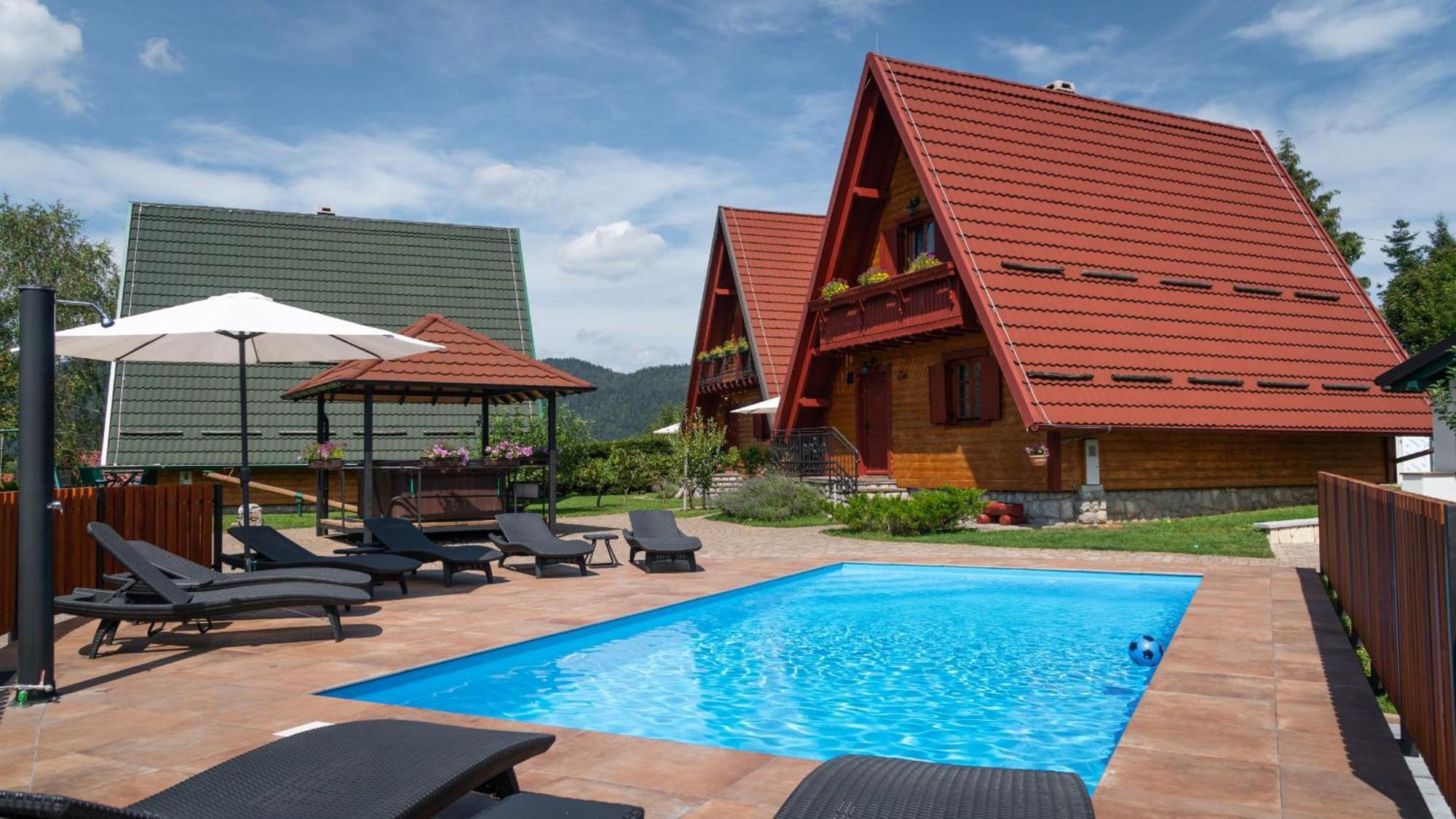 צרני לוג Chalets Runolist מראה חיצוני תמונה